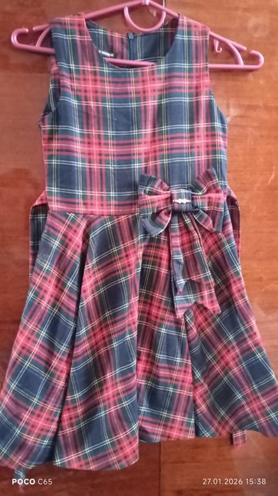 Сукня для дівчини