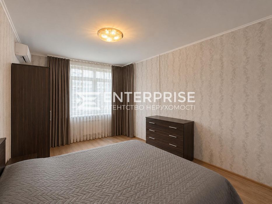 Без комісії ЖК Варшавський Продаж 1-кімнатна пр. Є. Союзу, 45-Б