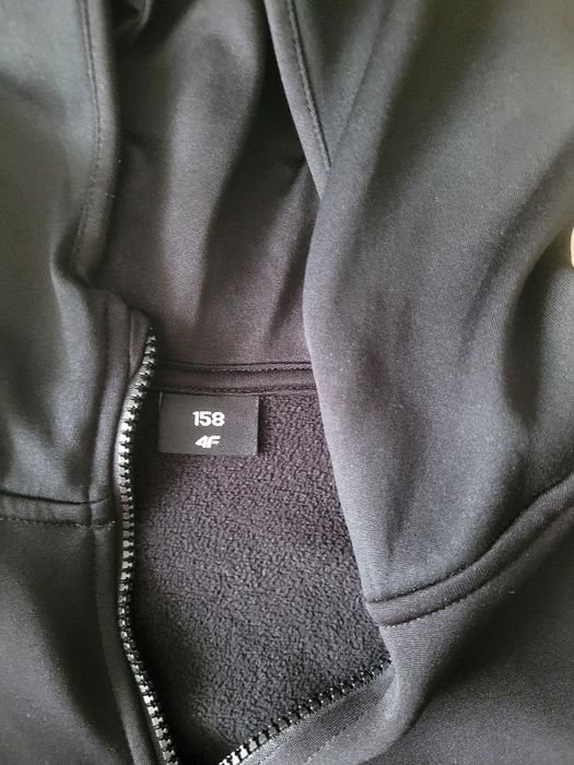 Kurtka softshell 4F r.158 czarna
