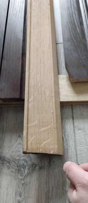 Плінтус дерев'яний дубовий