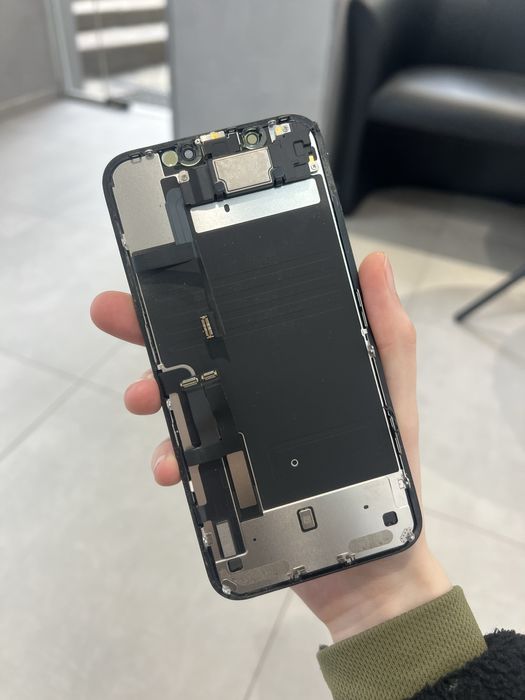 Заміна скла дисплею / заміна дисплею iPhone ( оригінал )