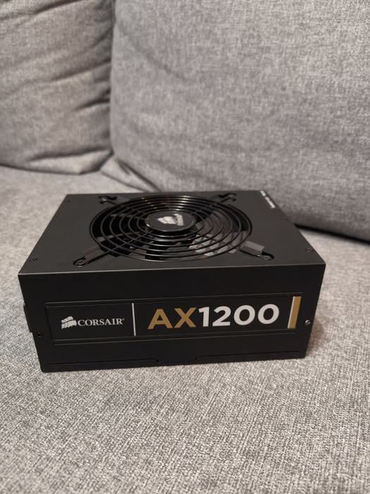 Zasilacz komputerowy Corsair AX1200