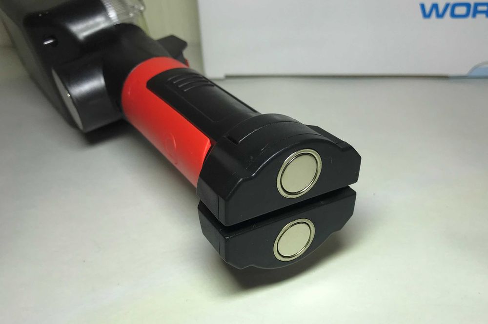 Потужний прожектор 20W COB ZJ-8859-B з гачком, магнітами та прищіпкою