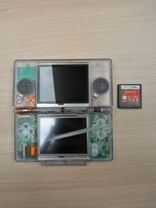 Nintendo DS lite