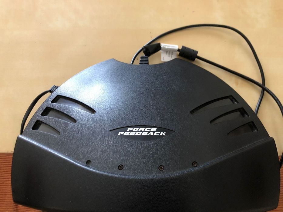 Thrustmaster T100 Force Feedback Racing Wheel64309931365763123