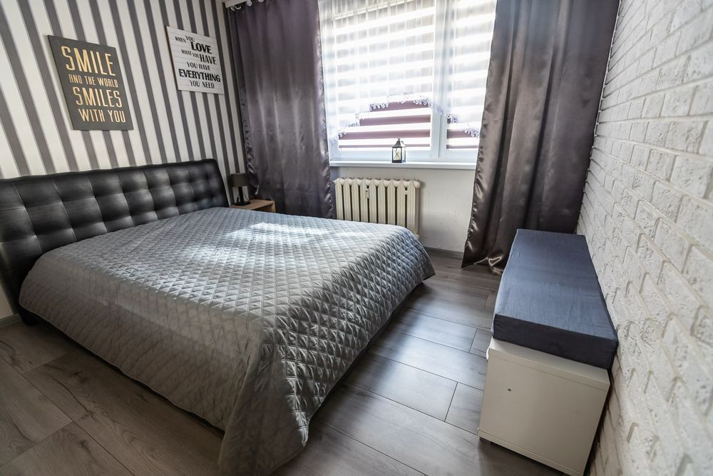 Komfortowe mieszkanie 2 pok. klimatyzacja, rolety suszarka bio kominek