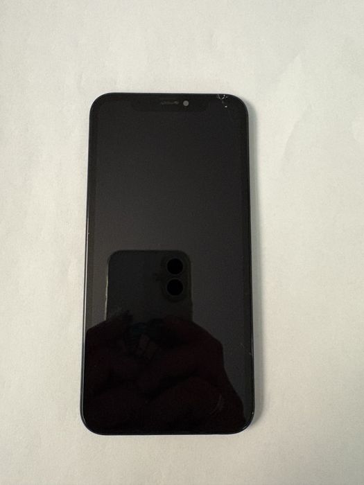 Orginalny wyświetlacz iPhone XR z drobną rysą