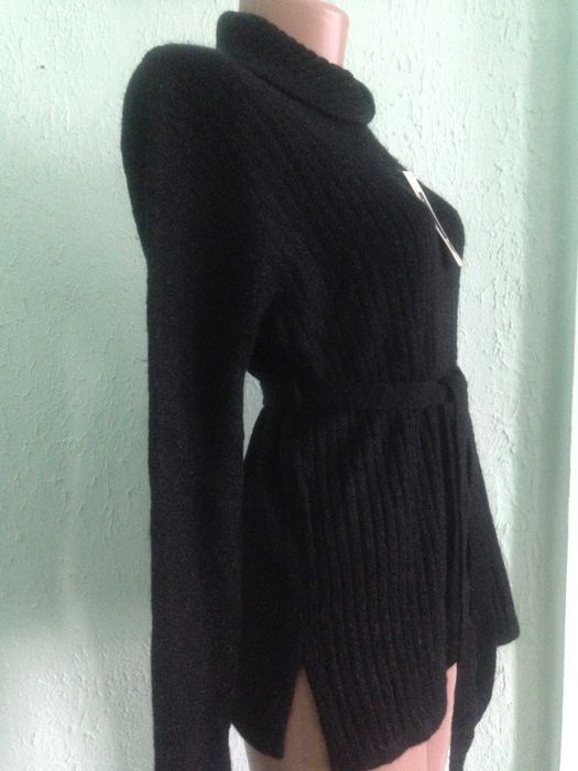 Кофта свитер черная удлиненная с поясом р.М 46