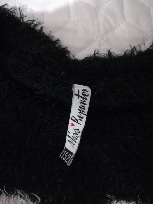 Sweterki dla dziewczynki