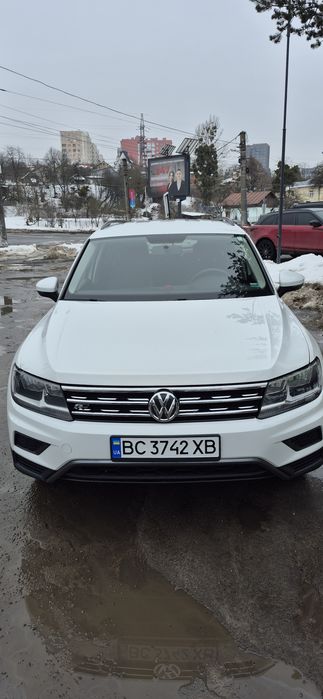 продам Volkswagen Tiguan