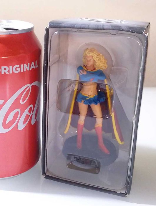 Figura Metal ~ "SUPER-MOÇA" ~ DC 2008 ~ Edição Limitada e numerada.