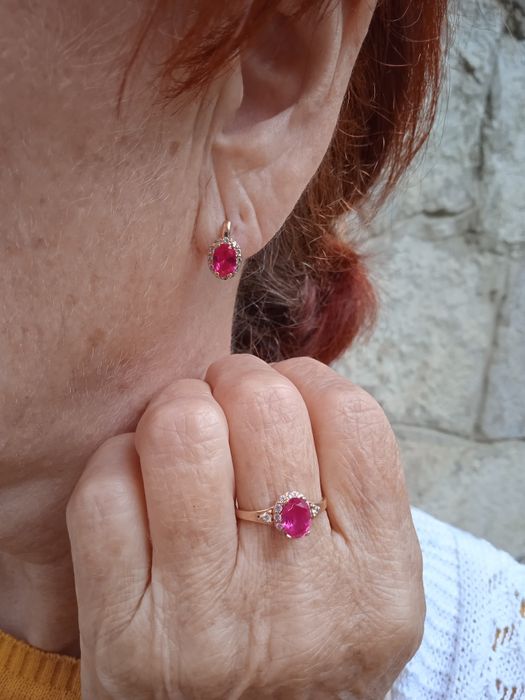 Серьги  подвеска зол 585 рубин 4,20 г