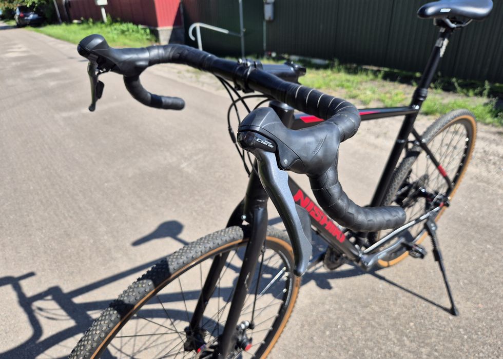 Велосипед/Гревел Nishiki + запасний цепок KMC X8 + запасна камера Continental