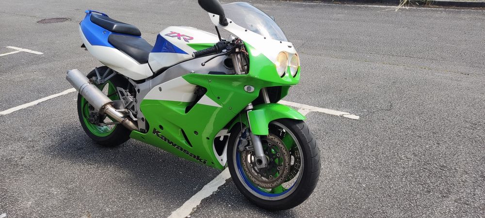 Kawasaki ZXR 750