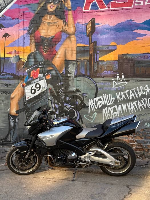 Suzuki GSX 1300 RK8  B-King  2008 рік