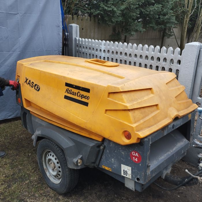 Kompresor spalinowy śrubowy atlas copco xas47 2014