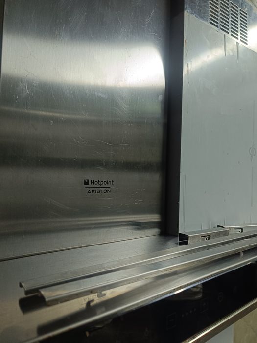 Exaustor Ilha Hotpoint Ariston