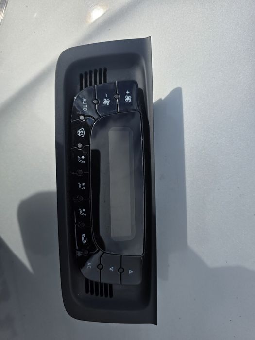 Seat Ibiza IV 6j Panel klimatyzacji Klimatronik