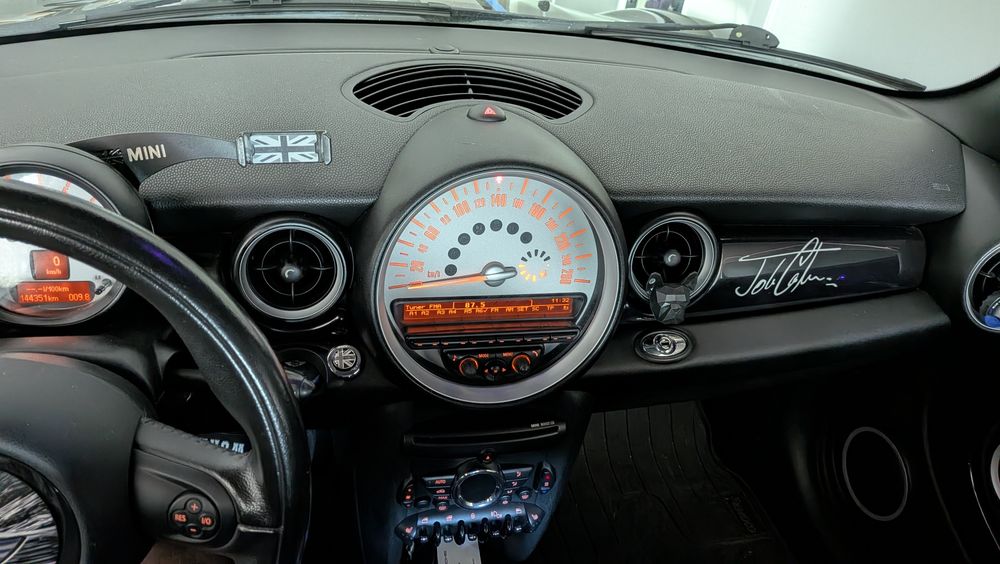 Mini Cooper Cabrio - Impecável