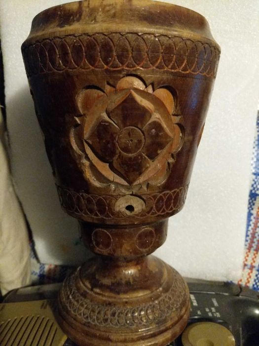Дерев'янні грибочки, вази, дошечки, вироби з лози, корзинки