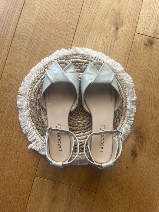 Skórzane buty Lasocki 36