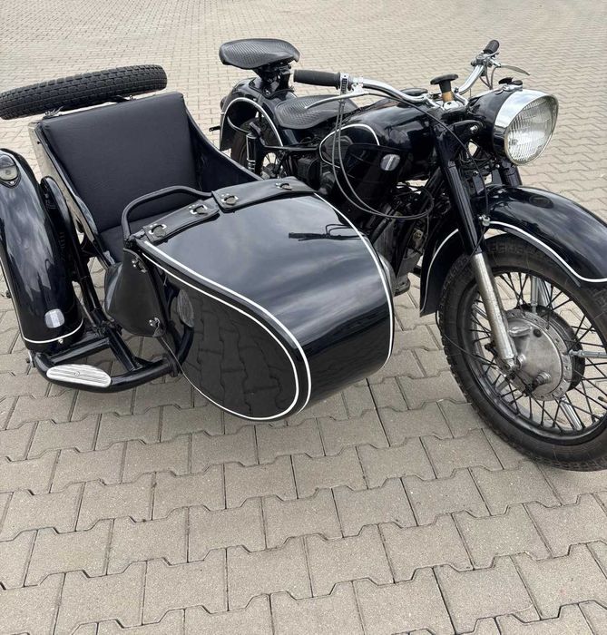 Motocykl KMZ K-750