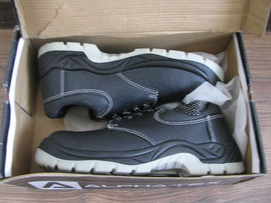 Buty robocze rozm.41 -nowe