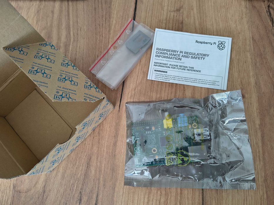 Kolekcjonerskie Raspberry Pi 1 Model B (256MB RAM) | Unikat 2011.12