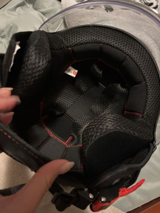 Capacete preto fosco