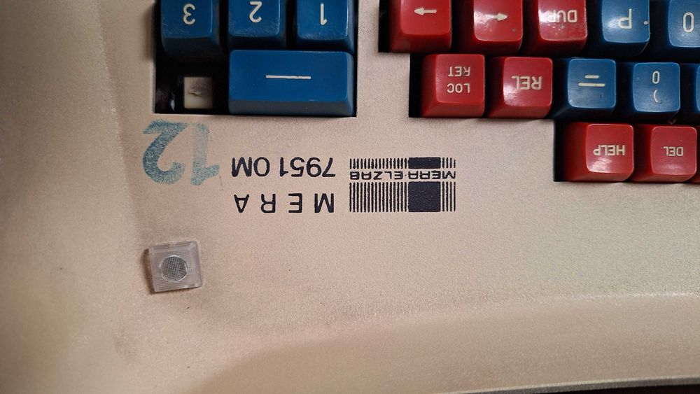 Terminal komputerowy MERA 7951 OM – zabytkowy komputer PRL, kolekcjon