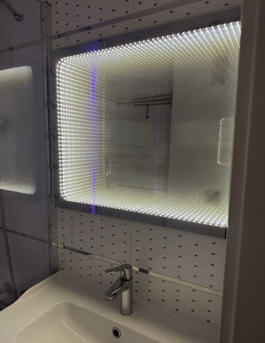 Lustro podświetlane LED