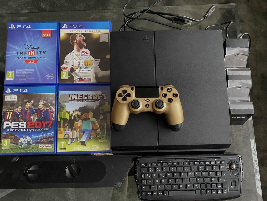 Konsola PS4 Fat 1 TB