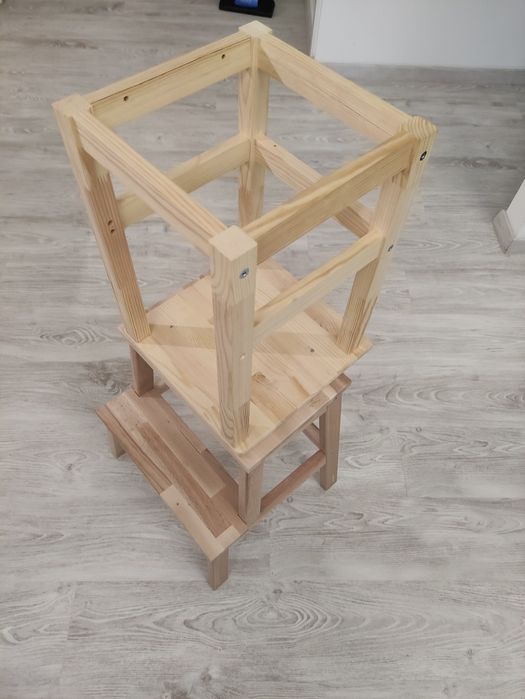 Torre de aprendizagem montessori