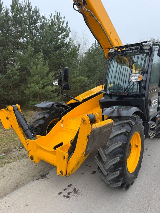 Ładowarka teleskopowa JCB 533-105 | 2023 | 523 mth | Idealny stan