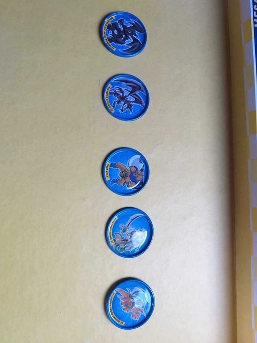 Yu-Gi-Oh metal tazos