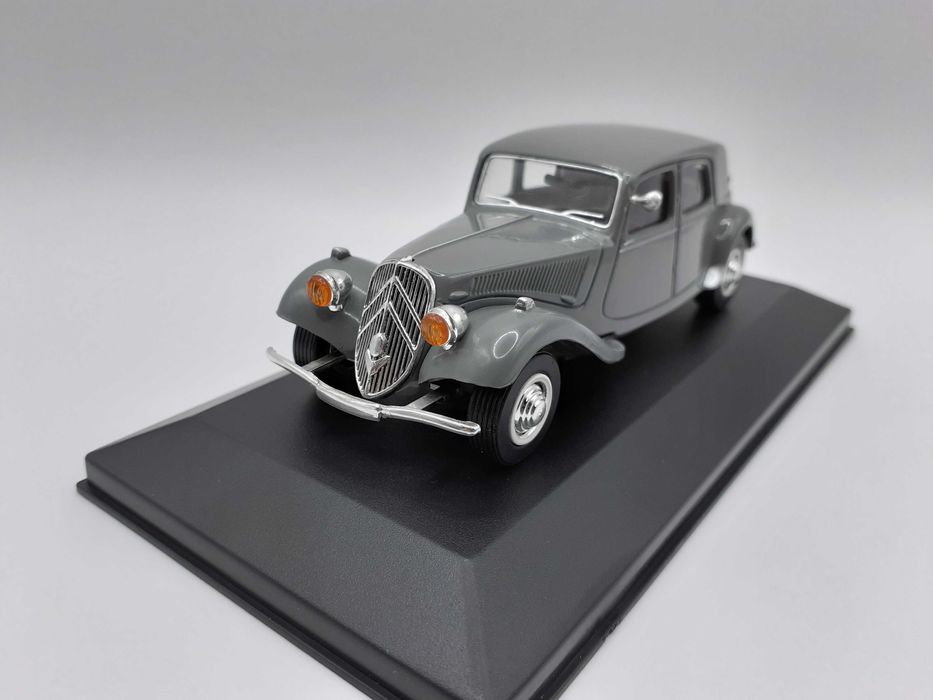 Miniaturas escala 1:43