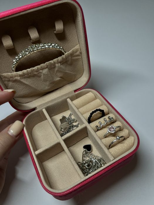 Шкатулочка для прикрас