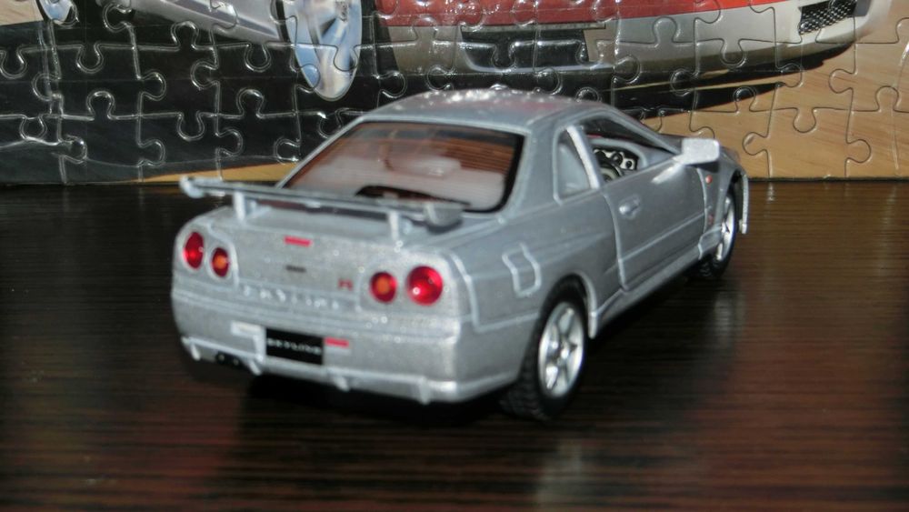 Колекційна модель Nissan Skyline GTR R34 1:36 Kinsmart