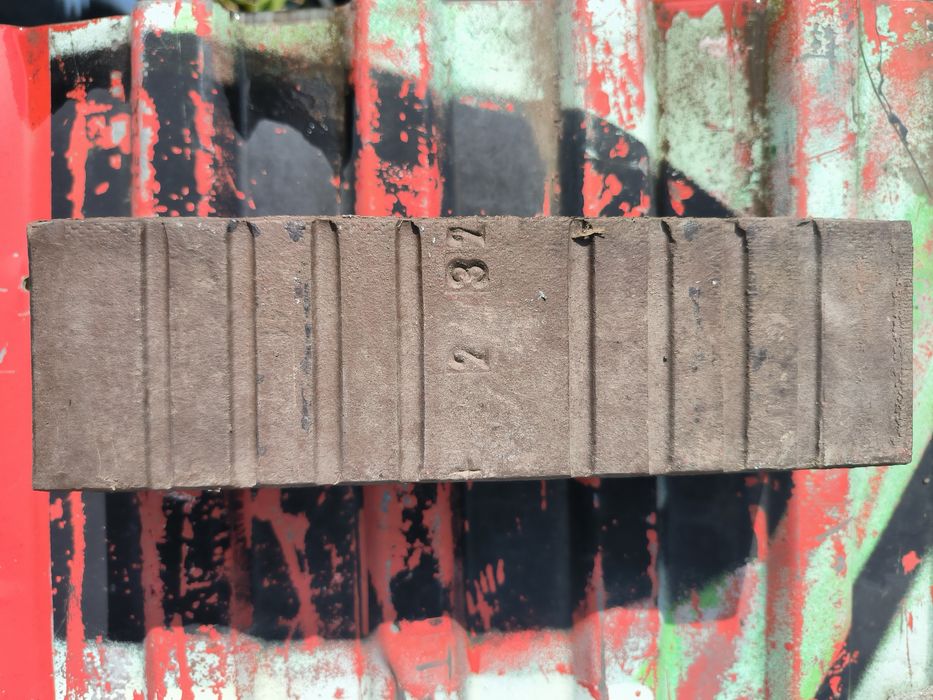 Cegła klinkierowa połówkowa antracyt 240x65x71mm 800szt.