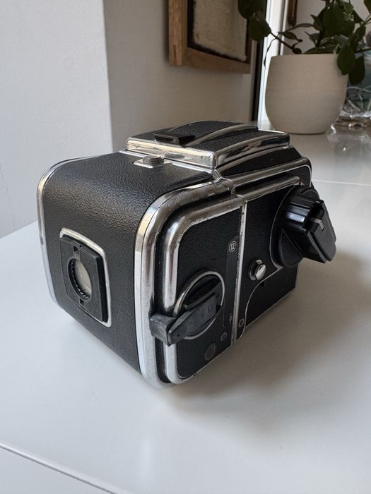 Hasselblad 500cm Carl Zeiss planar 80mm