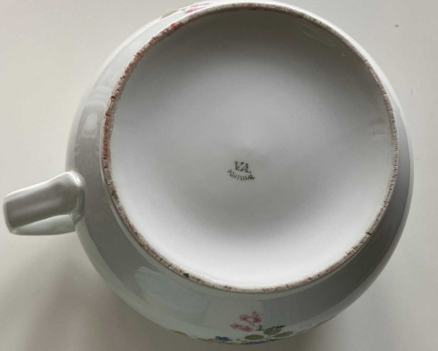 Penicos de porcelana antigos Vista Alegre e Sacavém