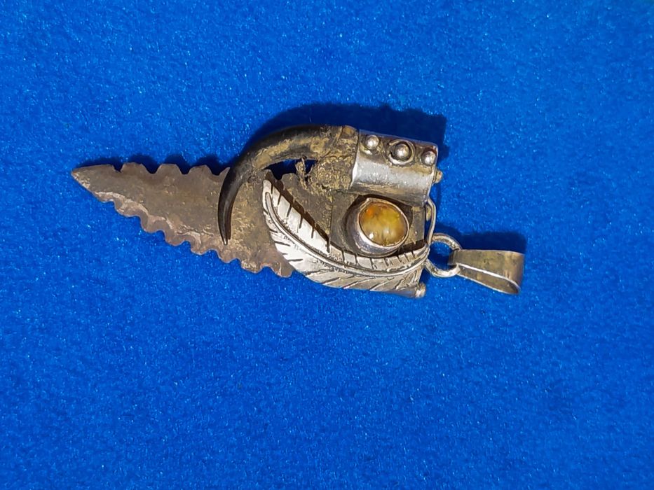 Pendente Pré Histórico acabamentos prata 925 Síria Antiga 4,5 cm