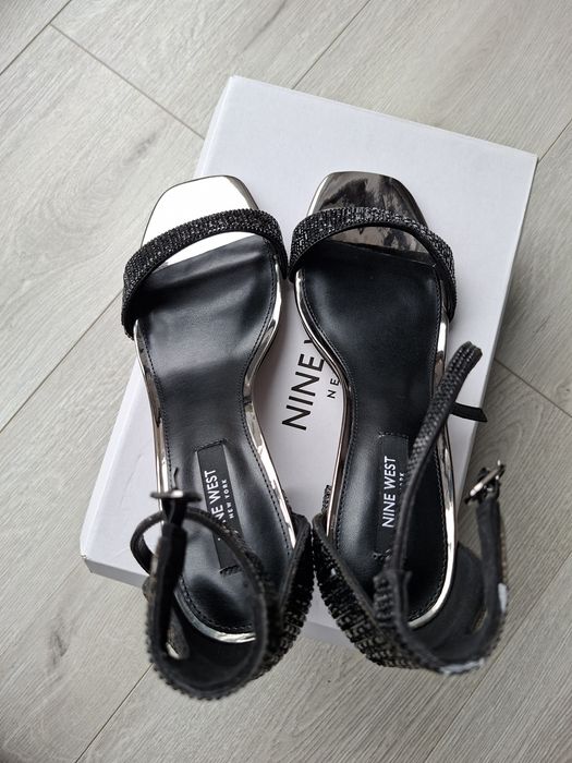 Sandały rozm.40 Nine West