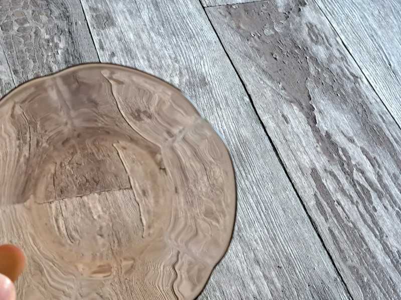 Talerzyk mały na ciasteczko filiżankę kwiat szklany szkło Duralex