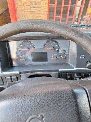 Laweta Volvo FM 330 rok 2010