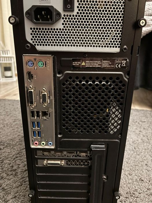 Komputer i5 6400 2,7 GHz 8 GB RAM SSD+HDD
