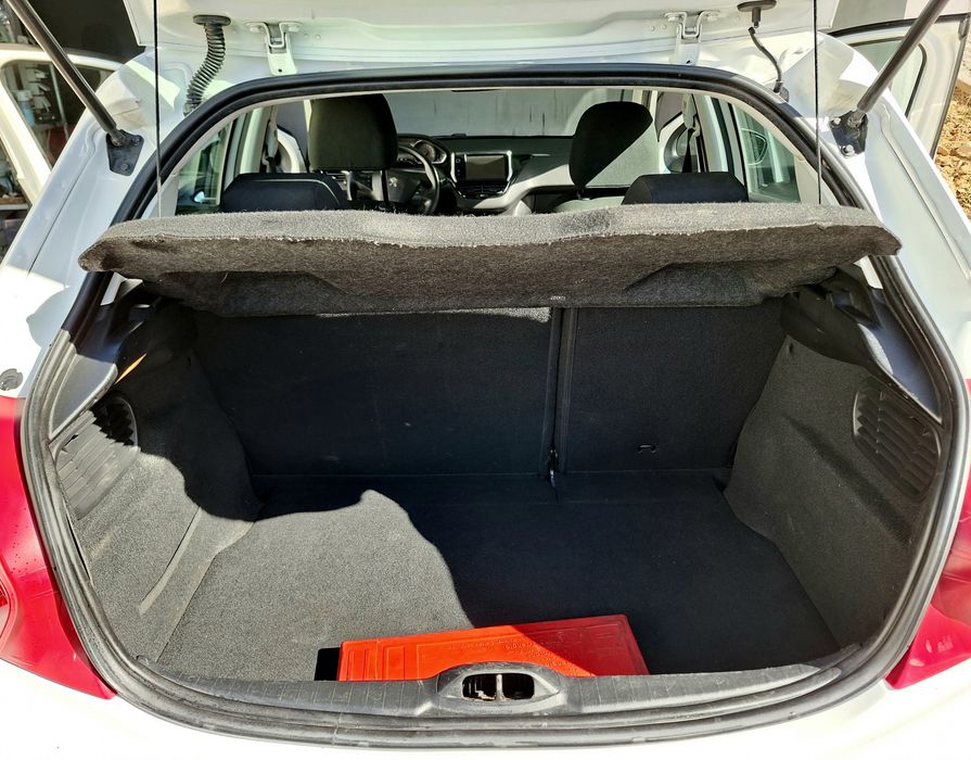 Peugeot 208 VTI Active