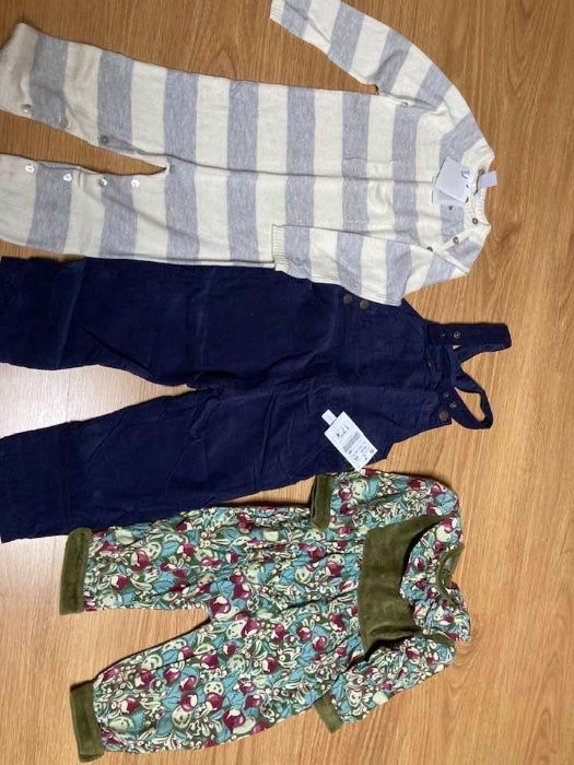 Roupa nova com etiqueta (jardineiras/pijama/macacão 1 ano