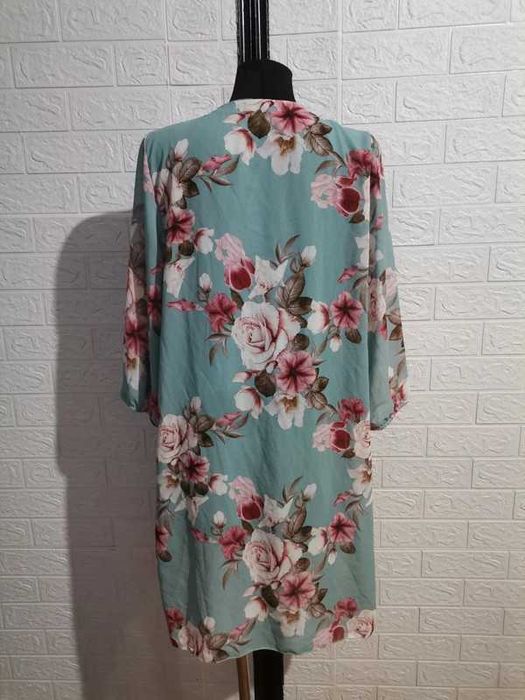 Sukienka rozmiar XL kwiaty cena 35 zł