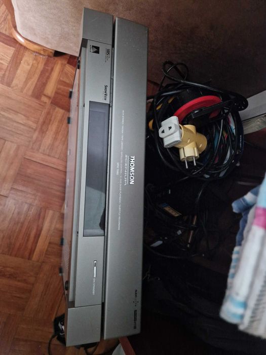 Video gravador Thomsom Scenium VPH7090